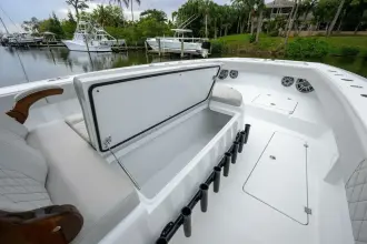 Thumbnail von Freeman 42 LR Center Console NITSA
