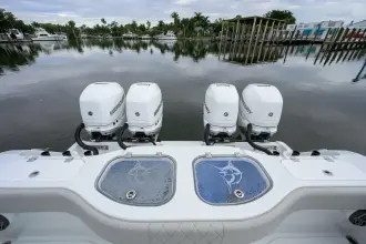 Thumbnail von Freeman 42 LR Center Console NITSA