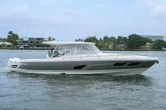 Intrepid 41 Valor 41' Intrepid 2023