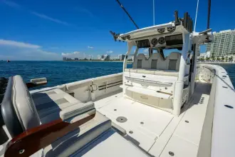 Thumbnail von Solace Center Console 41 Solace 2021