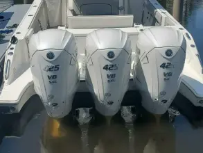 Thumbnail von Pursuit S 378 Sport FIJI KAI