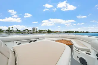 Thumbnail von Boston Whaler 380 Outrage FELLOWSHIP