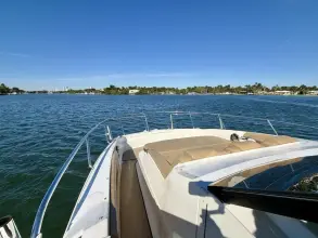 Thumbnail von Sea Ray Sundancer 320