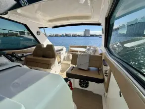 Thumbnail von Sea Ray Sundancer 320