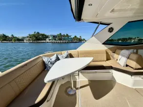 Thumbnail von Sea Ray Sundancer 320