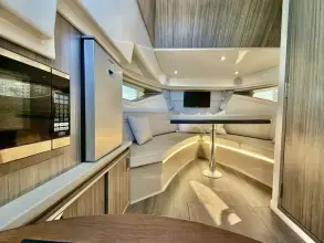 Thumbnail von Sea Ray Sundancer 320