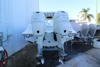 Thumbnail von Boston Whaler 320 Outrage Besser als die meisten