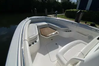 Thumbnail von Boston Whaler 320 Outrage Besser als die meisten