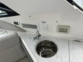 Thumbnail von Sea Ray 320 Sundancer Außenborder