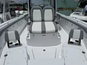 Thumbnail von Everglades 315 CC