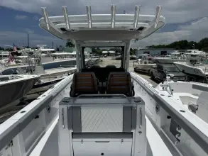 Thumbnail von Everglades 315 CC