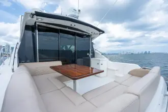 Thumbnail von Sea Ray 510 Sundancer