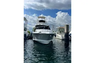 Thumbnail von Boston Whaler 345 Conquest