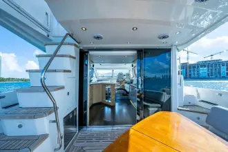 Thumbnail von Sea Ray L550 Fly