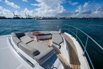Thumbnail von Sea Ray L550 Fly