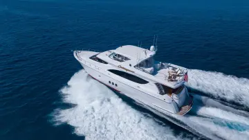 Thumbnail von Hatteras 80 Enclosed Bridge Skylounge Outrageous