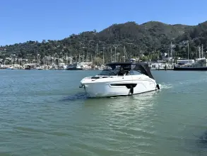 Cruisers Yachts 34 GLS