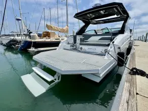 Thumbnail von Cruisers Yachts 34 GLS