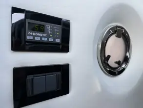 Thumbnail von Cruisers Yachts 34 GLS