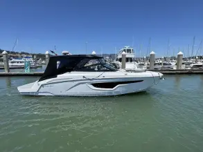 Thumbnail von Cruisers Yachts 34 GLS