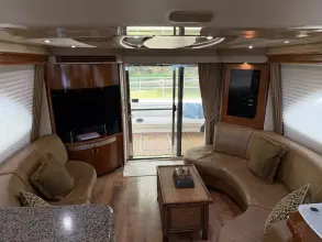 Thumbnail von Sea Ray 550 Sedan Bridge