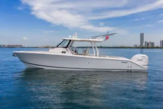 Pursuit S 358 Sport