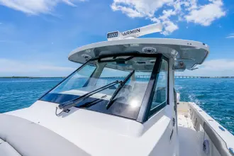 Thumbnail von Pursuit S388 Sport