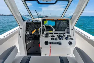 Thumbnail von Pursuit S388 Sport