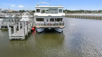 Thumbnail von Avenger Luxury Katamaran Coastal Cruiser The Ark