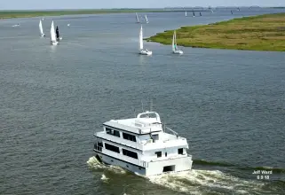 Thumbnail von Avenger Luxury Katamaran Coastal Cruiser The Ark