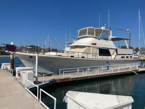 Offshore 48 Yachtfisher Hotel California