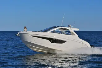 Thumbnail von Cruisers Yachts 42 GLS OB