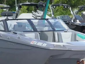 Thumbnail von Malibu Boats M220
