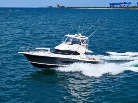 Riviera 43 Open Flybridge Happy Ending II