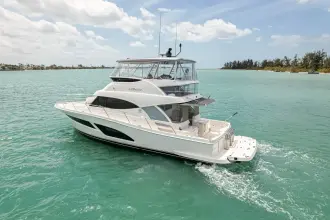 Thumbnail von Riviera Sports Motor Yacht 46 Legacy G2