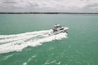 Thumbnail von Riviera Sports Motor Yacht 46 Legacy G2