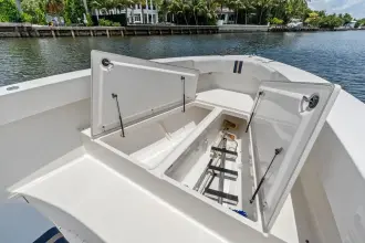 Thumbnail von Venture 34 Center Console On island Time