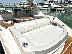 Thumbnail von Sea Ray SLX 310 Außenborder