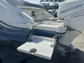 Thumbnail von Sea Ray SLX 310 Außenborder