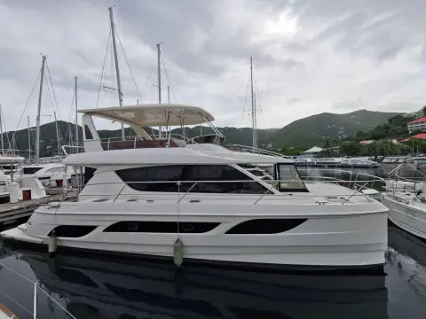 Aquila 48 Die Villa