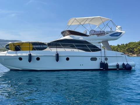 Azimut 43