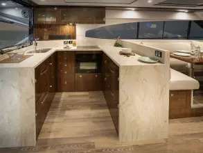 Thumbnail von Riviera Sport Yacht Platinum Edition 6000