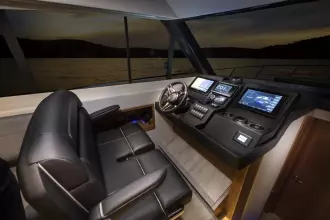 Thumbnail von Riviera 395 Suv