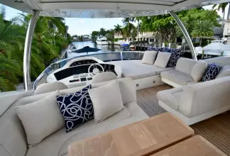 Thumbnail von Sunseeker 86 Yacht Full Circle