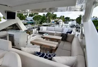 Thumbnail von Sunseeker 86 Yacht Full Circle