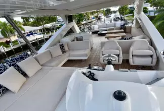 Thumbnail von Sunseeker 86 Yacht Full Circle