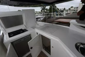 Thumbnail von Sunseeker 86 Yacht Dolce Vita
