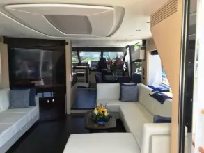 Thumbnail von Sunseeker 86 Yacht Blue Marker