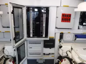 Thumbnail von Sunseeker 86 Yacht Blue Marker