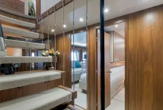 Thumbnail von Sunseeker 86 Yacht Docqua